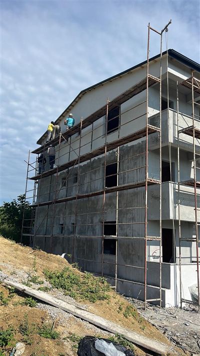 Orhan Apartmanı — 12