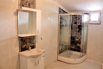 Kadıköy Apartmanı — 12